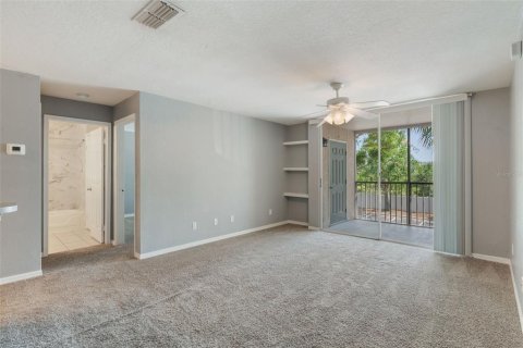 Copropriété à vendre à Orlando, Floride: 2 chambres, 93.18 m2 № 1685369 - photo 12