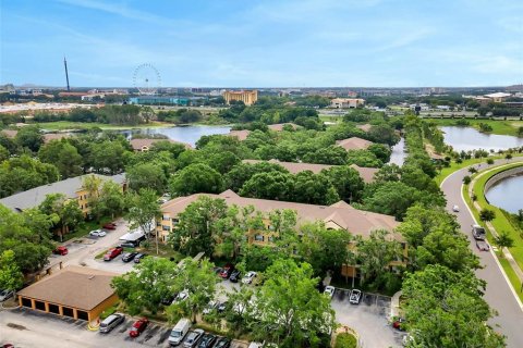 Copropriété à vendre à Orlando, Floride: 2 chambres, 93.18 m2 № 1685369 - photo 2