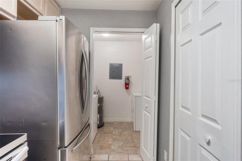 Copropriété à vendre à Orlando, Floride: 2 chambres, 93.18 m2 № 1685369 - photo 9