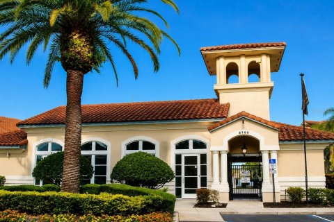Condominio en alquiler en Orlando, Florida, 3 dormitorios, 219.25 m2 № 2210452 - foto 3