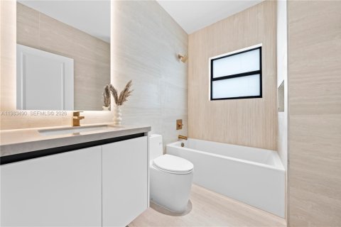 Adosado en venta en Miami, Florida, 4 dormitorios, 255.48 m2 № 2062927 - foto 23