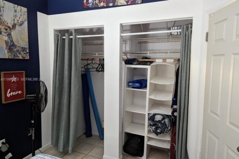 Apartamento en alquiler en Miami Beach, Florida, 1 dormitorio, 42.74 m2 № 2045852 - foto 11