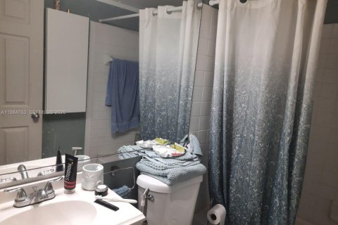 Apartamento en alquiler en Miami Beach, Florida, 1 dormitorio, 42.74 m2 № 2045852 - foto 8