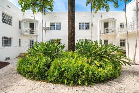 Copropriété à vendre à Miami Beach, Floride: 51.1 m2 № 2251184 - photo 18