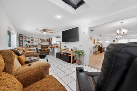 Villa ou maison à vendre à Saint Lucie, Floride: 3 chambres, 153.1 m2 № 2091817 - photo 4