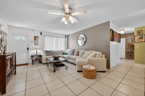 Villa ou maison à vendre à Saint Lucie, Floride: 3 chambres, 153.1 m2 № 2091817 - photo 7