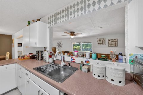 Villa ou maison à vendre à Saint Lucie, Floride: 3 chambres, 153.1 m2 № 2091817 - photo 10
