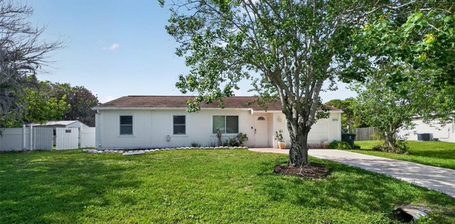 Villa ou maison à Saint Lucie, Floride 3 chambres, 153.1 m2 № 2091817
