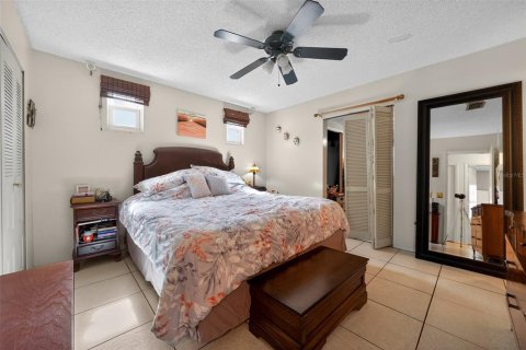 Villa ou maison à vendre à Saint Lucie, Floride: 3 chambres, 153.1 m2 № 2091817 - photo 15