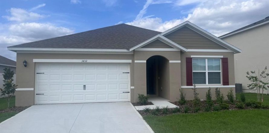 House in Bartow, Florida 3 bedrooms, 155.24 sq.m. № 2128723