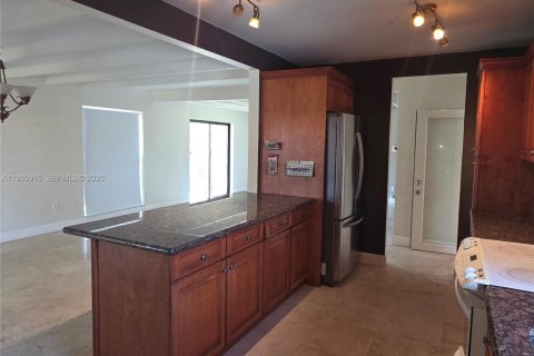 Купить виллу или дом в Майами, Флорида 4 спальни, 213.12м2, № 2027182 - фото 6