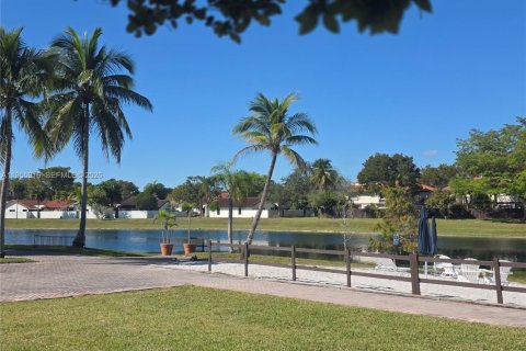 Купить виллу или дом в Майами, Флорида 4 спальни, 213.12м2, № 2027182 - фото 30