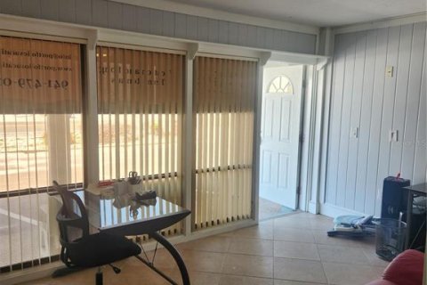 Commercial property in Bradenton Beach, Florida 38.65 sq.m. № 1797444 - photo 3