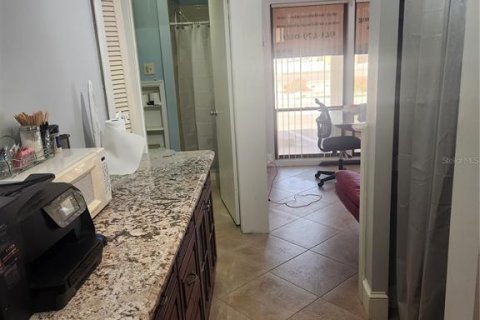 Commercial property in Bradenton Beach, Florida 38.65 sq.m. № 1797444 - photo 5