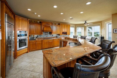 House in Indian Rocks Beach, Florida 5 bedrooms, 424.66 sq.m. № 1835980 - photo 6