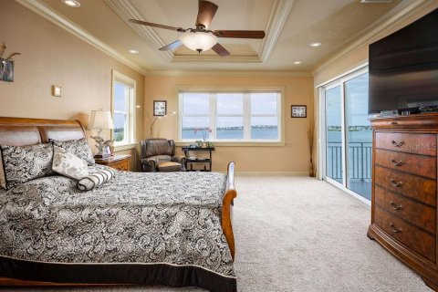 House in Indian Rocks Beach, Florida 5 bedrooms, 424.66 sq.m. № 1835980 - photo 21