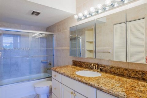 Copropriété à vendre à Tamarac, Floride: 2 chambres, 88.26 m2 № 2060328 - photo 16