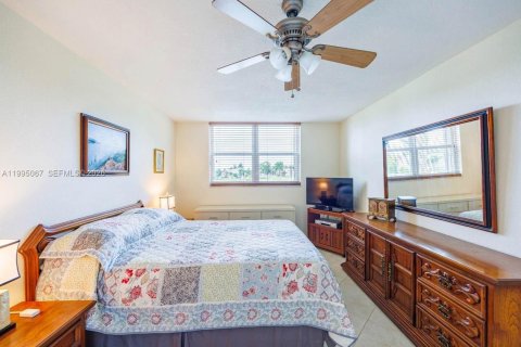 Copropriété à vendre à Tamarac, Floride: 2 chambres, 88.26 m2 № 2060328 - photo 15