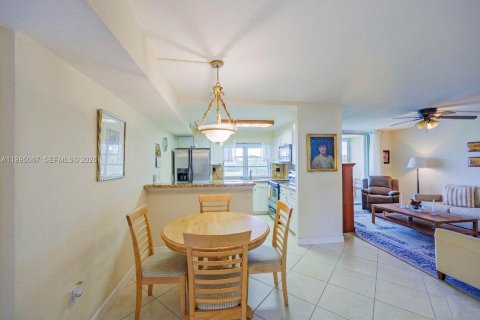 Condo à Tamarac, Floride, 2 chambres  № 2060328