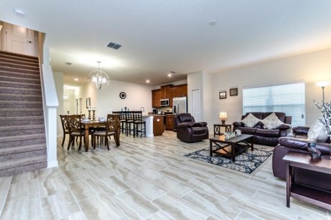 Adosado en alquiler en Davenport, Florida, 5 dormitorios, 192.49 m2 № 1774979 - foto 4