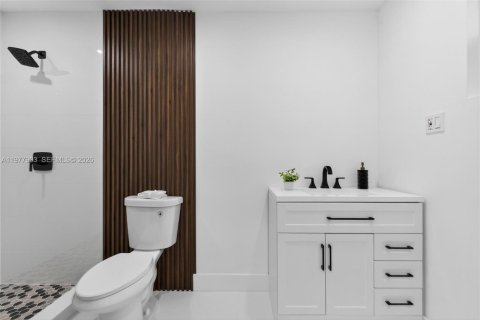 House in Miramar, Florida 3 bedrooms, 119.47 sq.m. № 2047323 - photo 18