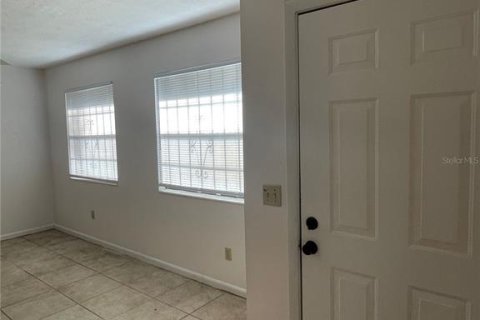 Condominio en alquiler en Gainesville, Florida, 2 dormitorios, 78.78 m2 № 1757658 - foto 11