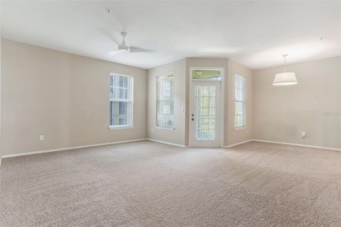 Купить кондоминиум в Лонгвуд, Флорида 5 комнат, 118.08м2, № 1812543 - фото 3