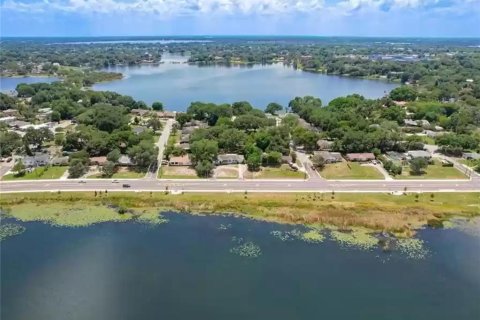 Apartamento en alquiler en Winter Haven, Florida, 1 dormitorio, 51.1 m2 № 2142394 - foto 16