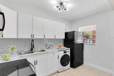 Apartamento en alquiler en Winter Haven, Florida, 1 dormitorio, 51.1 m2 № 2142394 - foto 5
