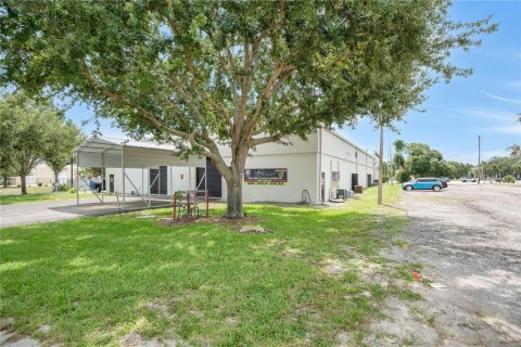 Commercial property in Longwood, Florida № 2339199 - photo 9