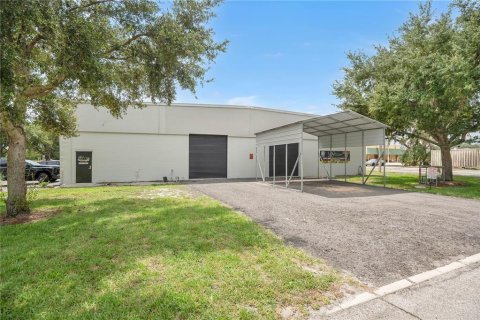 Commercial property in Longwood, Florida № 2339199 - photo 5