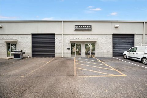 Commercial property in Longwood, Florida № 2339199 - photo 4