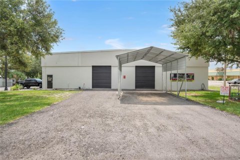 Commercial property in Longwood, Florida № 2339199 - photo 8