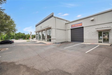 Commercial property in Longwood, Florida № 2339199 - photo 3