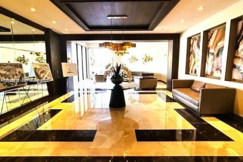 Condo in Aventura, Florida, 2 bedrooms  № 2183900 - photo 2