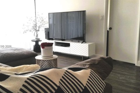 Condo in Aventura, Florida, 2 bedrooms  № 2183900 - photo 6