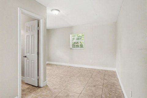 House in Orlando, Florida 4 bedrooms, 108.51 sq.m. № 2114839 - photo 12
