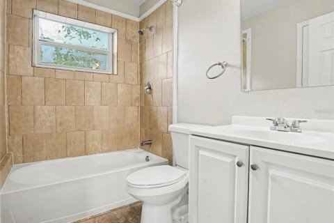 House in Orlando, Florida 4 bedrooms, 108.51 sq.m. № 2114839 - photo 15
