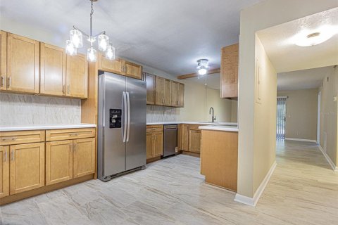 Купить кондоминиум в Ларго, Флорида 4 комнаты, 89.19м2, № 2147731 - фото 3