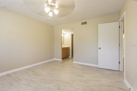 Купить кондоминиум в Ларго, Флорида 4 комнаты, 89.19м2, № 2147731 - фото 12