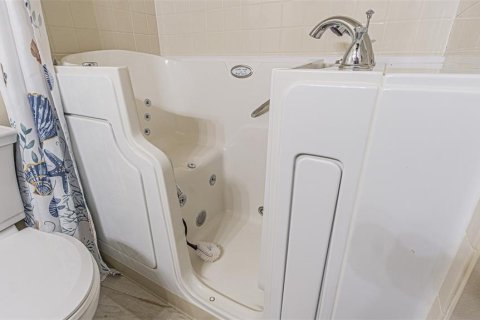 Купить кондоминиум в Ларго, Флорида 4 комнаты, 89.19м2, № 2147731 - фото 18