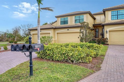 Copropriété à louer à Bradenton, Floride: 3 chambres, 195.84 m2 № 1242607 - photo 2