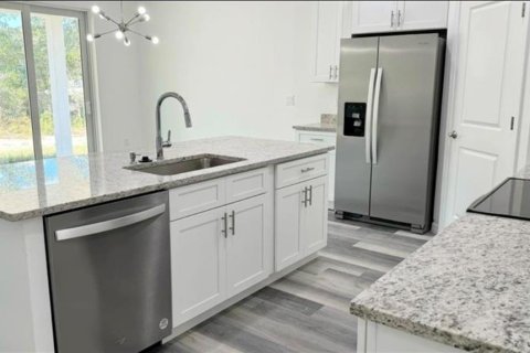 Villa ou maison à vendre à Citrus Springs, Floride: 4 chambres, 171.5 m2 № 2156119 - photo 5