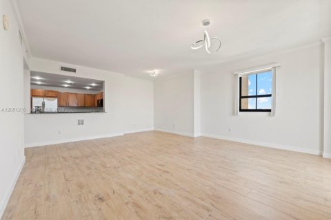 Copropriété à vendre à Miami, Floride: 2 chambres, 125.6 m2 № 2181793 - photo 7