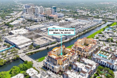 Copropriété à vendre à Miami, Floride: 2 chambres, 125.6 m2 № 2181793 - photo 3