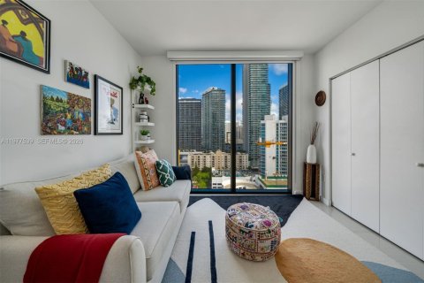 Condo in Miami, Florida, 2 bedrooms  № 2042110 - photo 19