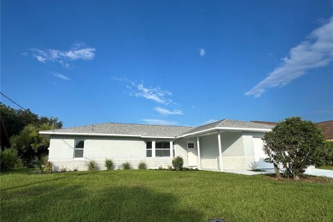 Villa ou maison à Palm Coast, Floride 4 chambres, 171.4 m2 № 2314403