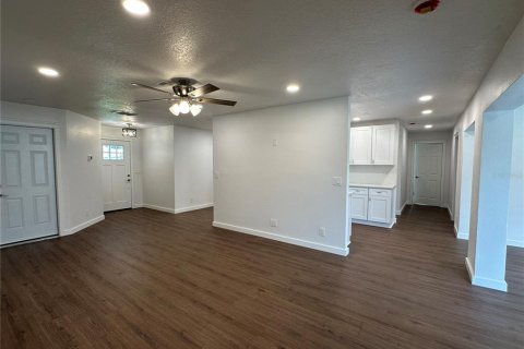 Villa ou maison à vendre à Palm Coast, Floride: 4 chambres, 171.4 m2 № 2314403 - photo 7
