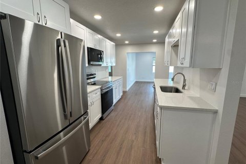 Villa ou maison à vendre à Palm Coast, Floride: 4 chambres, 171.4 m2 № 2314403 - photo 4
