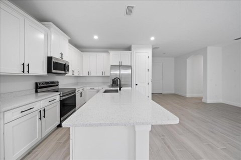 House in St. Lucie, Florida 4 bedrooms, 164.9 sq.m. № 2083544 - photo 13